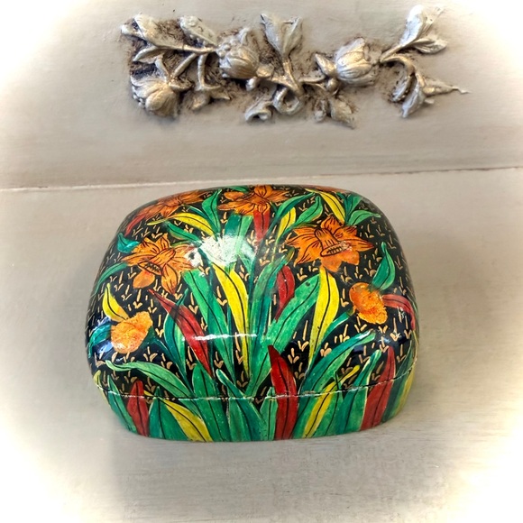 Handcrafted Floral Keepsake Box - Picture 2 of 11